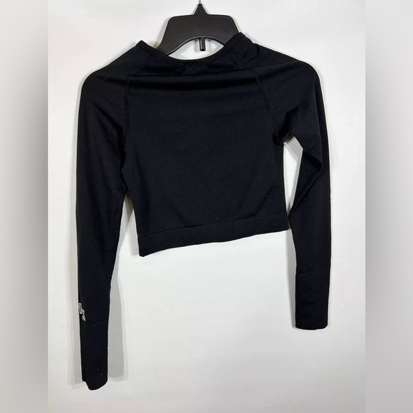 PINK Women's Black Long Sleeve Crop Top - Picture 4 of 4